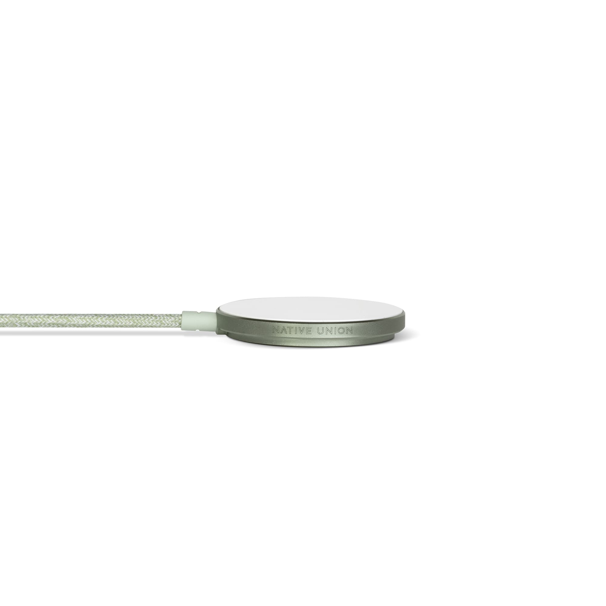 На фото изображено Беспроводное зарядное устройство Native Union Snap Cable, 15 Вт, светло-зеленый