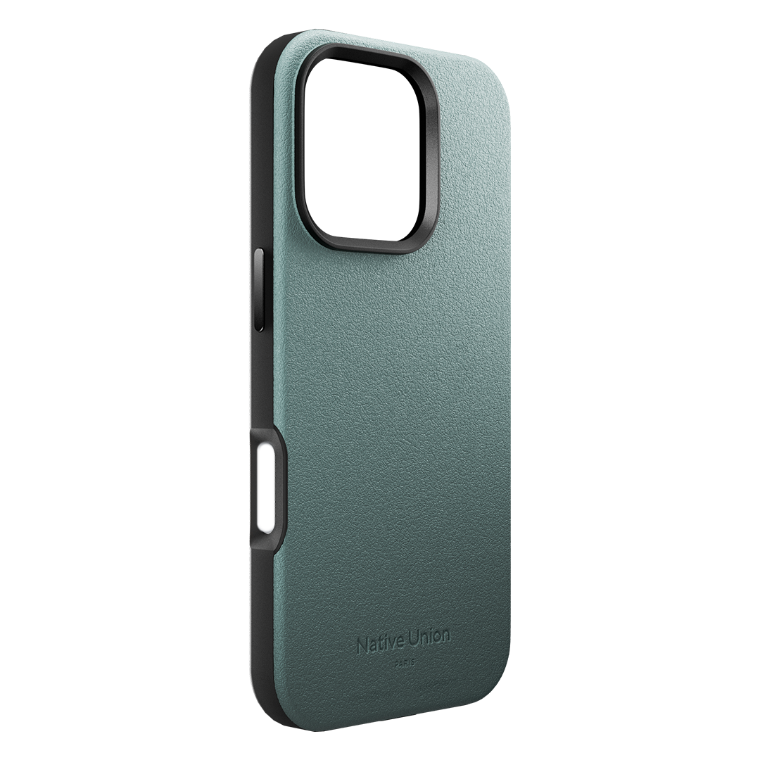 На фото изображено Чехол Native Union Active Case MagSafe для iPhone 16 Pro, зелёный сланец
